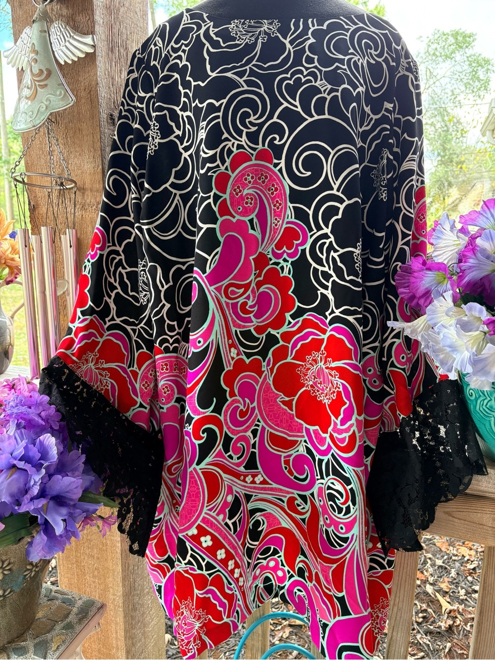 KAARI BLUE WOMAN Black & Pink Floral Scroll Print Sheath Dress w Lace Flare Cuff